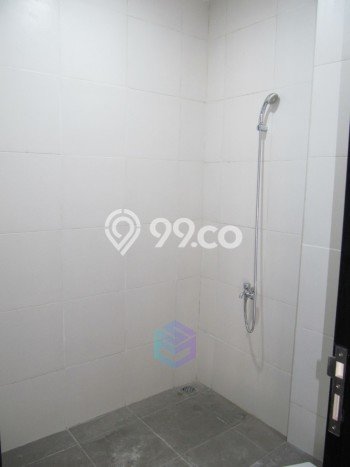 Rumah 4 Kamar Dekat dengan Fasilitas Umum, Jakarta Selatan - Harga Terjangkau Rumah 4 Kamar Dekat dengan Fasilitas Umum, Jakarta Selatan - Harga Terjangkau