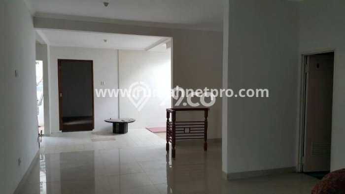 BEST PRICE! Rumah Berkualitas di BSD Griya Loka, LT 162m² LB 162m² BEST PRICE! Rumah Berkualitas di BSD Griya Loka, LT 162m² LB 162m²