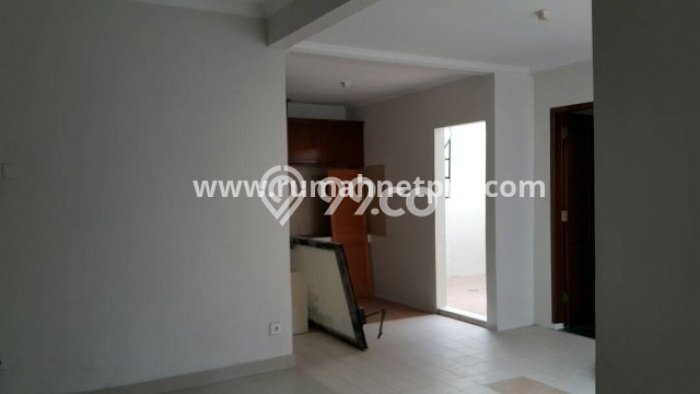 BEST PRICE! Rumah Berkualitas di BSD Griya Loka, LT 162m² LB 162m² BEST PRICE! Rumah Berkualitas di BSD Griya Loka, LT 162m² LB 162m²