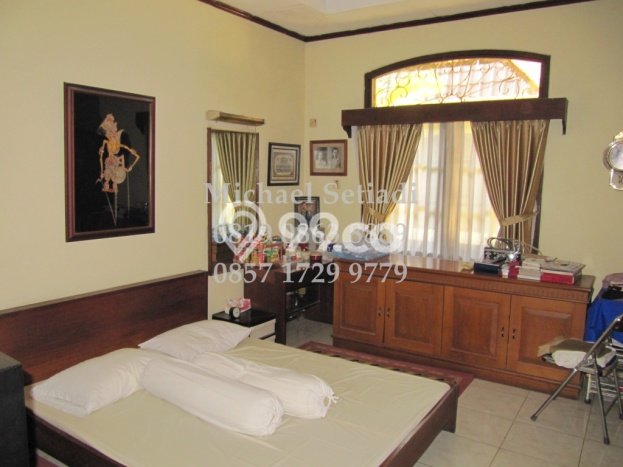 Rumah 4 KT 3 KM Newly Renovated di Bintaro, Dekat Mal, Jakarta Selatan Rumah 4 KT 3 KM Newly Renovated di Bintaro, Dekat Mal, Jakarta Selatan