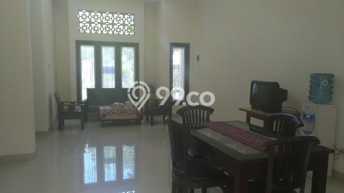 Disewakan Segera Rumah Kondisi Bagus di Kawasan Gentan, Solo Disewakan Segera Rumah Kondisi Bagus di Kawasan Gentan, Solo