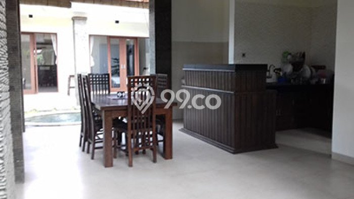 GOOD DEAL! Rumah di Canggu, 2 KT, Siap Huni, Luas 140m² Bangunan 250m² GOOD DEAL! Rumah di Canggu, 2 KT, Siap Huni, Luas 140m² Bangunan 250m²