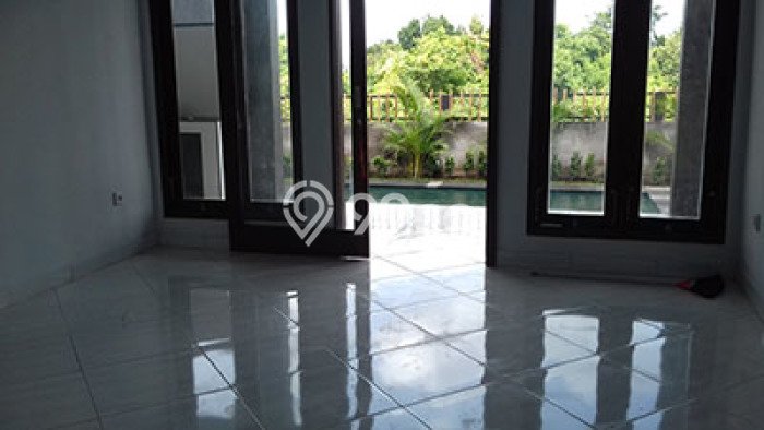 BEST CHOICE! Rumah kawasan Canggu, 2 KM, Akses Sekolah, Luas 125m² LB 200m² BEST CHOICE! Rumah kawasan Canggu, 2 KM, Akses Sekolah, Luas 125m² LB 200m²