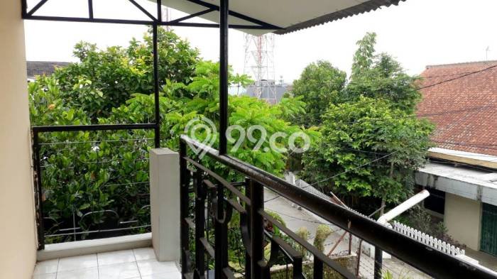Rumah Mewah Siap Huni LT 339m2 di Coblong, Bandung Rumah Mewah Siap Huni LT 339m2 di Coblong, Bandung