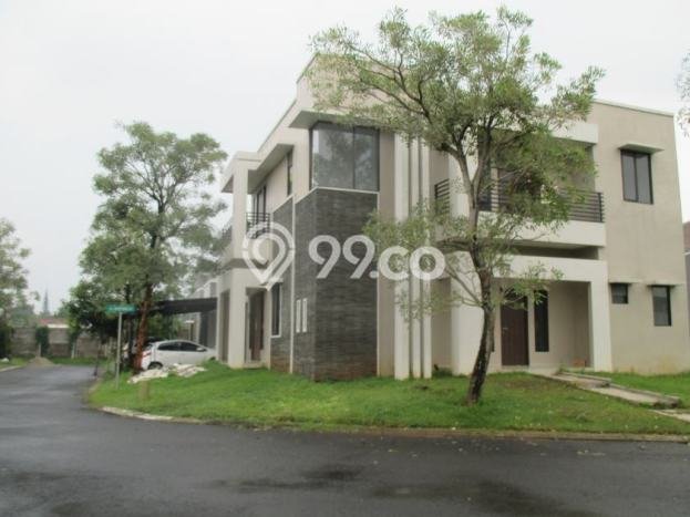 Ready to Use! Luxury House LT 210m2 Desain Modern di BSD Ready to Use! Luxury House LT 210m2 Desain Modern di BSD