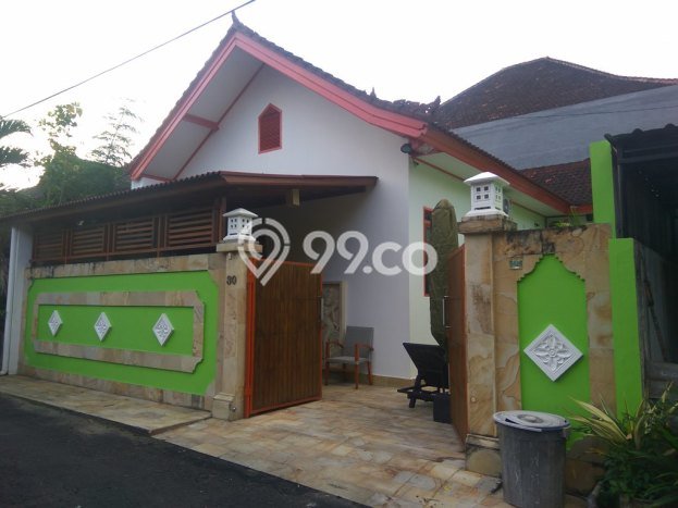 Rumah di Nusa Dua, 3 KT, Lingkungan Strategis, LT 150m² Bangunan 100m² Rumah di Nusa Dua, 3 KT, Lingkungan Strategis, LT 150m² Bangunan 100m²