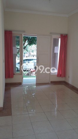 HUNIAN IMPIAN! Rumah di Gading Serpong, 3 KT, Free Macet, LT 128m² Bangunan 100m² HUNIAN IMPIAN! Rumah di Gading Serpong, 3 KT, Free Macet, LT 128m² Bangunan 100m²