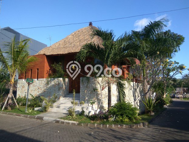 HOT LISTING! Rumah Siap Huni area Puri Gading, Luas 170m² Bangunan 150m² HOT LISTING! Rumah Siap Huni area Puri Gading, Luas 170m² Bangunan 150m²