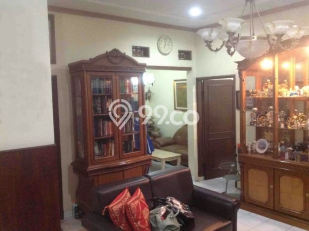 Jual Rumah Eksklusif 4 KT di Soekarno Hatta, Bandung Jual Rumah Eksklusif 4 KT di Soekarno Hatta, Bandung