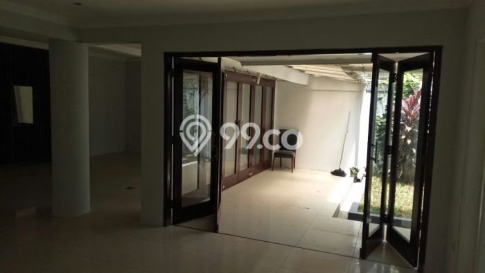 Rumah Luxury Modern Siap Huni di Bintaro Tangerang Selatan Rumah Luxury Modern Siap Huni di Bintaro Tangerang Selatan