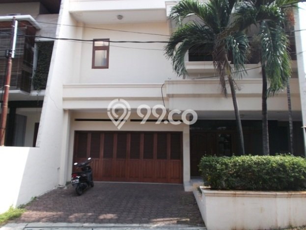 Rumah area Cipete, 5 KM, Dekat Universitas, LT 266m² LB 475m² Rumah area Cipete, 5 KM, Dekat Universitas, LT 266m² LB 475m²