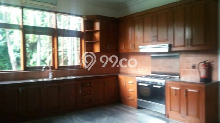 Rumah Kualitas Premium LT 1088m² Akses Dekat di Kawasan Prospektif Cipete, Jakarta Selatan Rumah Kualitas Premium LT 1088m² Akses Dekat di Kawasan Prospektif Cipete, Jakarta Selatan