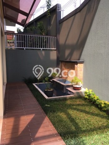 Dijual Rumah Luas Elegan Dengan View Eksklusif di Ciumbuleuit, Bandung Dijual Rumah Luas Elegan Dengan View Eksklusif di Ciumbuleuit, Bandung