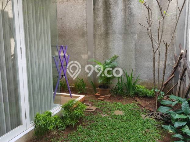 Rumah Elit LB 148m2 Siap Huni Desain Elegan di Bintaro, Tangerang Selatan Rumah Elit LB 148m2 Siap Huni Desain Elegan di Bintaro, Tangerang Selatan