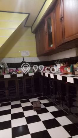 Rumah di Bintaro, Jakarta Selatan, LT 200m² LB 380m² Rumah di Bintaro, Jakarta Selatan, LT 200m² LB 380m²