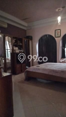 Rumah di Bintaro, Jakarta Selatan, LT 200m² LB 380m² Rumah di Bintaro, Jakarta Selatan, LT 200m² LB 380m²