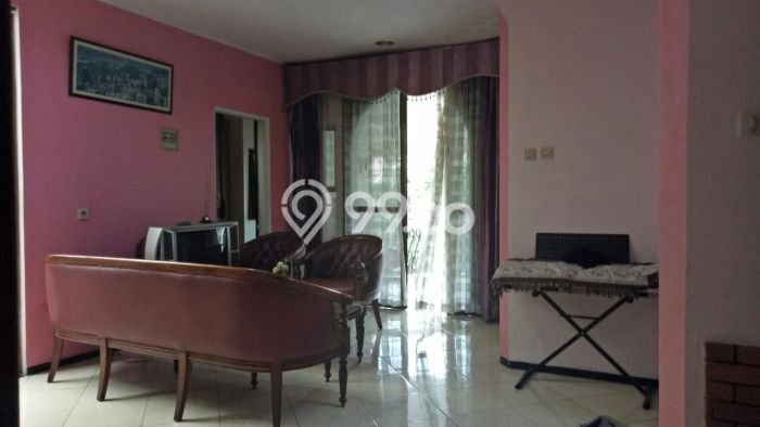 Rumah di Bintaro, Jakarta Selatan, LT 200m² LB 380m² Rumah di Bintaro, Jakarta Selatan, LT 200m² LB 380m²