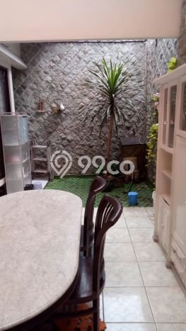 Rumah di Bintaro, Jakarta Selatan, LT 200m² LB 380m² Rumah di Bintaro, Jakarta Selatan, LT 200m² LB 380m²