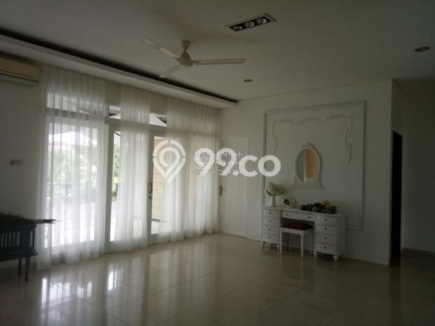 DIJUAL CEPAT! Rumah Modern di Kemang, Jakarta Selatan, Luas 835m² Bangunan 700m² Bisa Nego! DIJUAL CEPAT! Rumah Modern di Kemang, Jakarta Selatan, Luas 835m² Bangunan 700m² Bisa Nego!