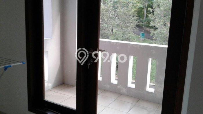PROPERTI UNGGULAN! Rumah Premium di BSD City, LT 162m² LB 125m² PROPERTI UNGGULAN! Rumah Premium di BSD City, LT 162m² LB 125m²