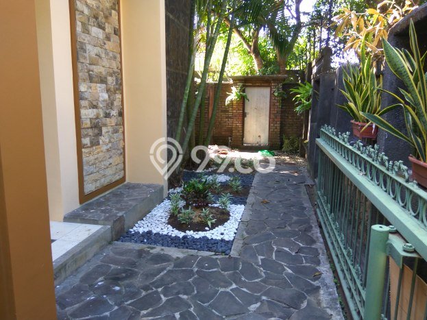 Rumah di Nusa Dua, 3 KT, Akses Mudah Pusat Kota, LT 394m² LB 250m² Rumah di Nusa Dua, 3 KT, Akses Mudah Pusat Kota, LT 394m² LB 250m²
