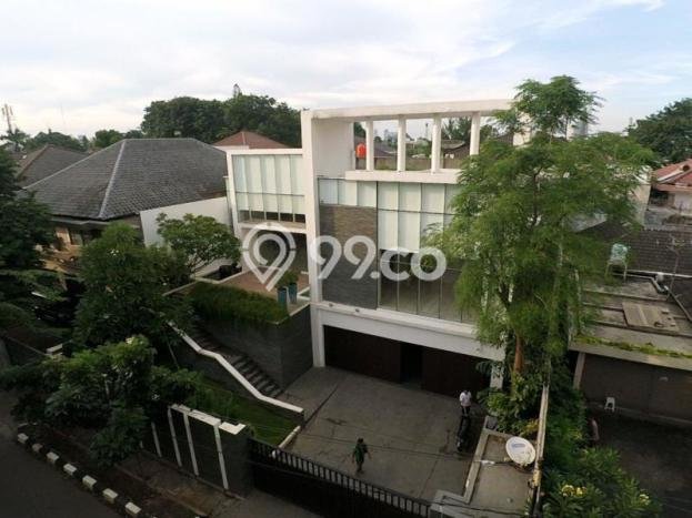 Rumah LB 700m² di Pusat Kota Kebayoran Lama, Jakarta Selatan - Lokasi Premium Rumah LB 700m² di Pusat Kota Kebayoran Lama, Jakarta Selatan - Lokasi Premium