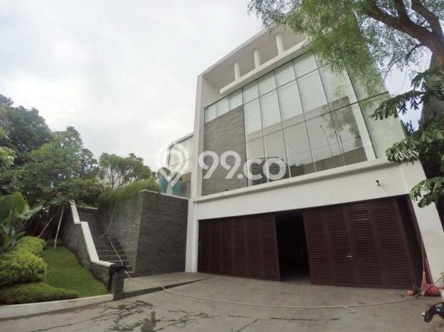 Rumah LB 700m² di Pusat Kota Kebayoran Lama, Jakarta Selatan - Lokasi Premium Rumah LB 700m² di Pusat Kota Kebayoran Lama, Jakarta Selatan - Lokasi Premium