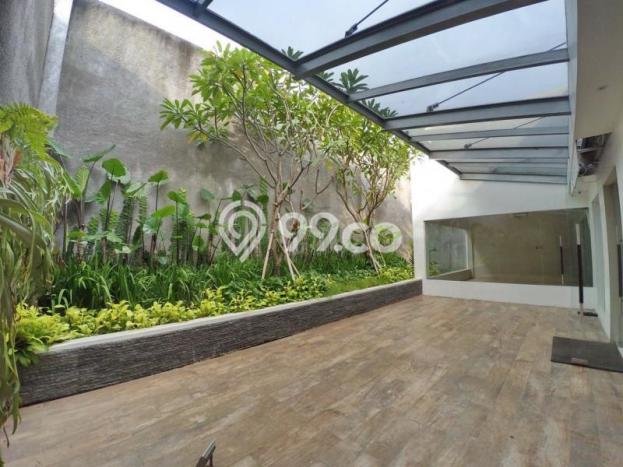 Rumah LB 700m² di Pusat Kota Kebayoran Lama, Jakarta Selatan - Lokasi Premium Rumah LB 700m² di Pusat Kota Kebayoran Lama, Jakarta Selatan - Lokasi Premium