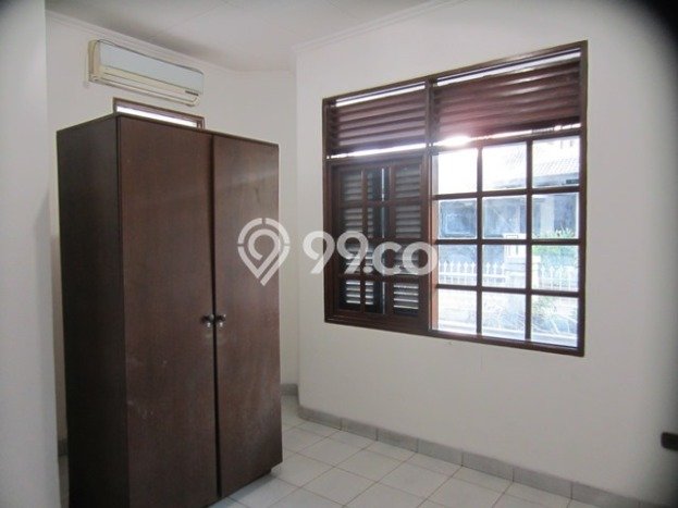 HARGA TERBAIK! Rumah area Gandaria, 6 KT, Lingkungan Sejuk, Luas 280m² Bangunan 320m² HARGA TERBAIK! Rumah area Gandaria, 6 KT, Lingkungan Sejuk, Luas 280m² Bangunan 320m²