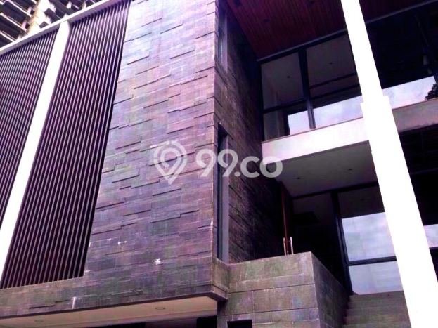 Hunian Eksklusif Dijual LT 235m2 di Menteng, Jakarta Pusat Hunian Eksklusif Dijual LT 235m2 di Menteng, Jakarta Pusat