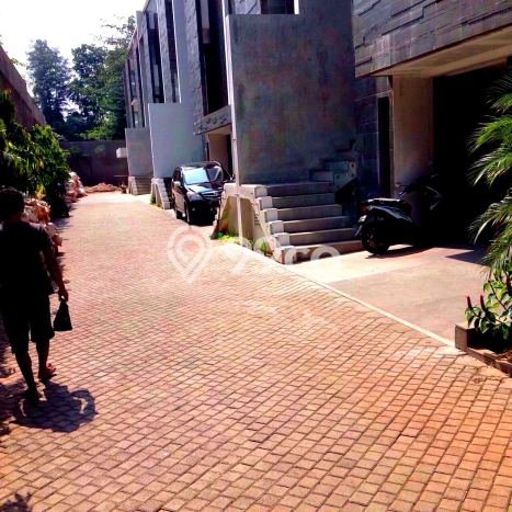 For Sale Rumah Elit Exclusive di Menteng, Jakarta Pusat For Sale Rumah Elit Exclusive di Menteng, Jakarta Pusat
