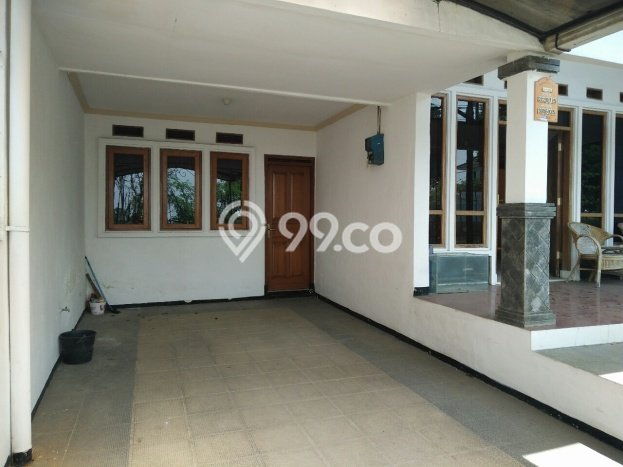 Rumah area Dago, Bandung, Luas 188m² LB 150m² Rumah area Dago, Bandung, Luas 188m² LB 150m²