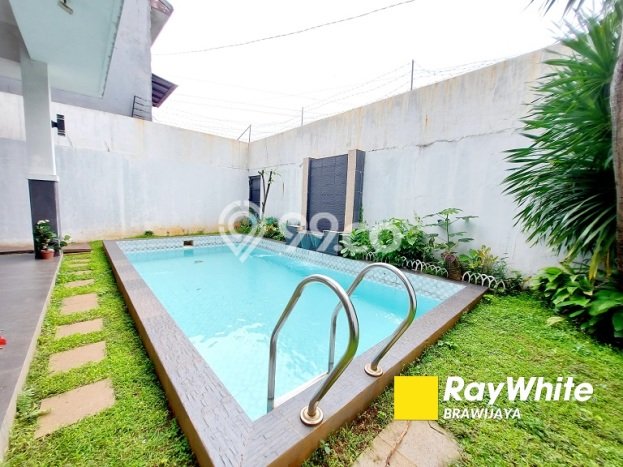Rumah Strategis area Pangkalan Jati, Akses ke Pangkalan Jati, Depok, Depok - LT 197m² Rumah Strategis area Pangkalan Jati, Akses ke Pangkalan Jati, Depok, Depok - LT 197m²