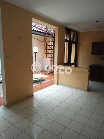 Rumah Modern 4 KT di Kemang Pratama Bekasi Unfurnished Rumah Modern 4 KT di Kemang Pratama Bekasi Unfurnished