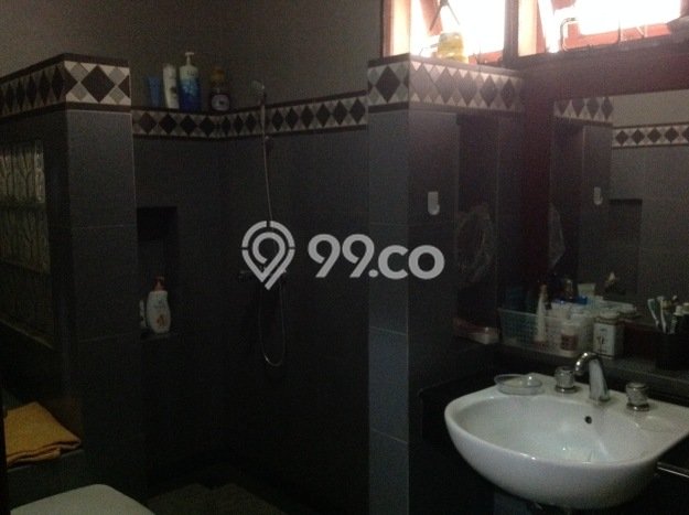 Rumah Strategis area Kemang, Dekat Kemang, Jakarta Selatan, Jakarta Selatan - 4 KT Rumah Strategis area Kemang, Dekat Kemang, Jakarta Selatan, Jakarta Selatan - 4 KT