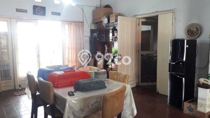Hunian Mewah Siap Huni LT 694m2 di Tanah Abang, Jakarta Pusat Hunian Mewah Siap Huni LT 694m2 di Tanah Abang, Jakarta Pusat