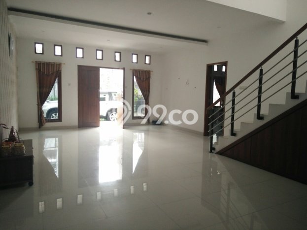PENAWARAN TERBAIK! Rumah Premium area Dago, Luas 250m² LB 330m² PENAWARAN TERBAIK! Rumah Premium area Dago, Luas 250m² LB 330m²