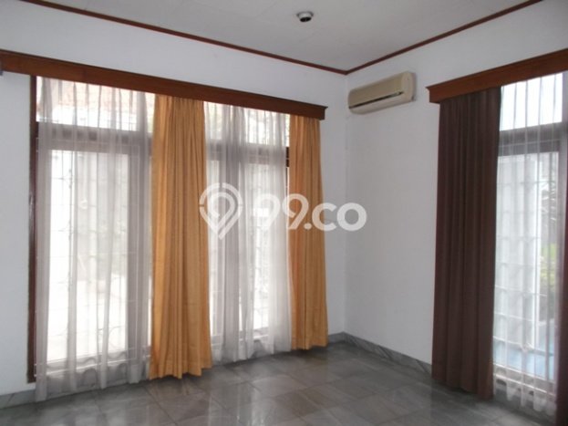 BEST DEAL! Rumah di Cipete, 4 KM, Dekat Fasilitas Umum, Luas 500m² LB 700m² BEST DEAL! Rumah di Cipete, 4 KM, Dekat Fasilitas Umum, Luas 500m² LB 700m²