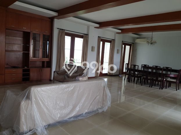 Dijual Rumah Luas Elegan Dengan View Eksklusif di Simprug, Jakarta Selatan Dijual Rumah Luas Elegan Dengan View Eksklusif di Simprug, Jakarta Selatan