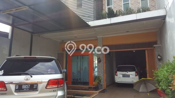Jual Rumah Luas Megah Dengan View Eksklusif di Pekayon, Bekasi Jual Rumah Luas Megah Dengan View Eksklusif di Pekayon, Bekasi