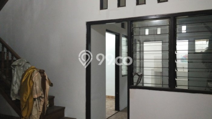Jual Rumah Bagus Siap Huni LB 150m2 di Semarang Tengah, Semarang Jual Rumah Bagus Siap Huni LB 150m2 di Semarang Tengah, Semarang