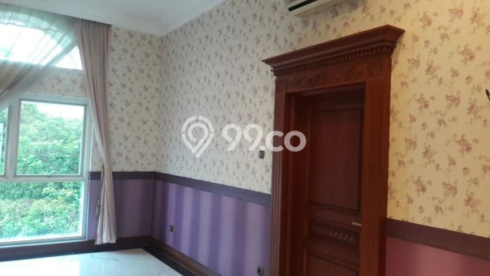 Disewakan! Rumah 4 Kamar Tidur &
5 Kamar Mandi di Pondok Indah, Jakarta Selatan Disewakan! Rumah 4 Kamar Tidur &
5 Kamar Mandi di Pondok Indah, Jakarta Selatan