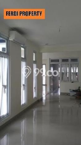 Rumah Asri di Cibubur, Akses ke Cibubur, Jakarta Timur, Jakarta Timur - 4 KT Rumah Asri di Cibubur, Akses ke Cibubur, Jakarta Timur, Jakarta Timur - 4 KT