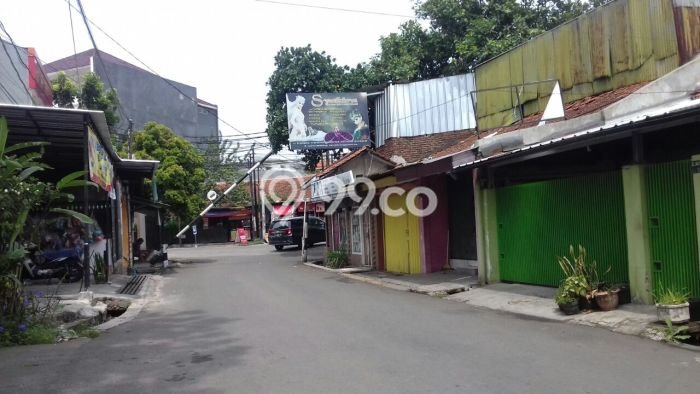 Rumah area Buah Batu, Bandung, LT 132m² LB 168m² Rumah area Buah Batu, Bandung, LT 132m² LB 168m²