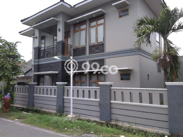 Kesempatan Emas Memiliki Rumah 4 KT 3 KM di Kawasan Komersial Colomadu, Karanganyar Kesempatan Emas Memiliki Rumah 4 KT 3 KM di Kawasan Komersial Colomadu, Karanganyar