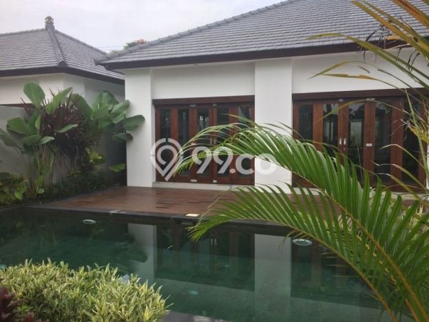 Disewakan! Rumah 3 Kamar Tidur &
3 Kamar Mandi di Pering, Gianyar Disewakan! Rumah 3 Kamar Tidur &
3 Kamar Mandi di Pering, Gianyar
