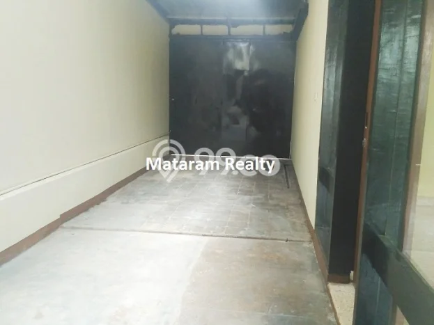 Rumah di Sukaluyu, Area Asri, 2 KM Rumah di Sukaluyu, Area Asri, 2 KM