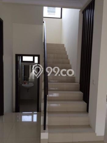 For Sale! Luxury House LT 181m2 Desain Modern di BSD For Sale! Luxury House LT 181m2 Desain Modern di BSD