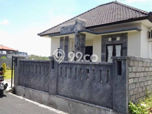Rumah di Nusa Dua, Badung, LT 245m² LB 54m² Rumah di Nusa Dua, Badung, LT 245m² LB 54m²