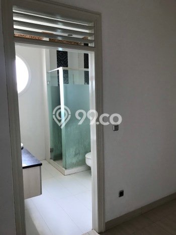 HARGA SPECIAL! Rumah Asri di Pantai Indah Kapuk, Jakarta Utara, LT 189m² LB 250m² Bisa Nego! HARGA SPECIAL! Rumah Asri di Pantai Indah Kapuk, Jakarta Utara, LT 189m² LB 250m² Bisa Nego!